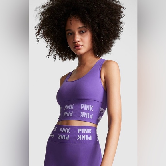 VS Pink seamless 3” high waist shorties & matching seamless scoop neck sport bra - Picture 4 of 12